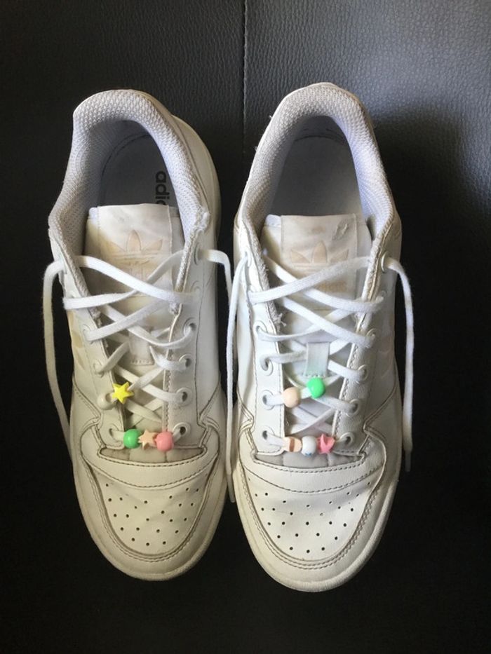 Baskets Adidas fille taille 38 blanches - photo numéro 2