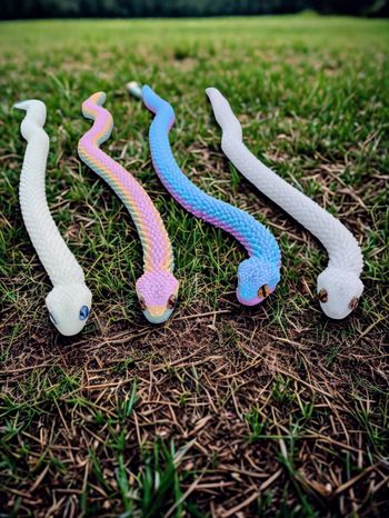 Lot jouets serpents