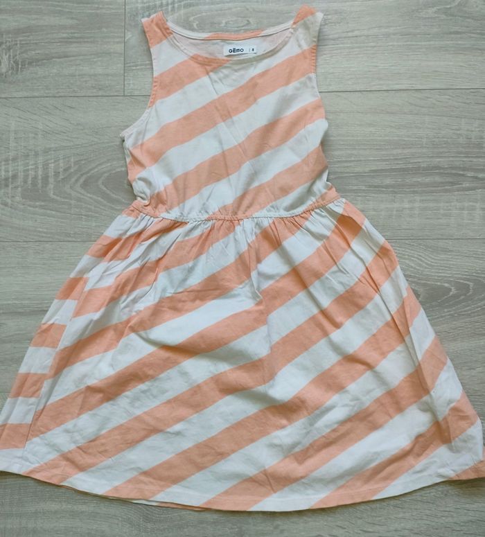 Robe fille taille 8 ans