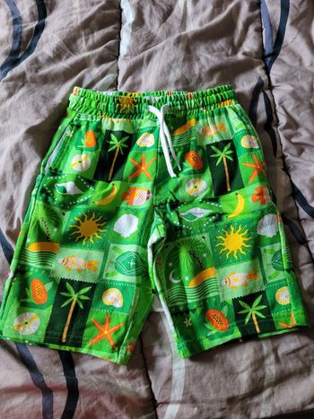 short kiabi 8ans  (6e)