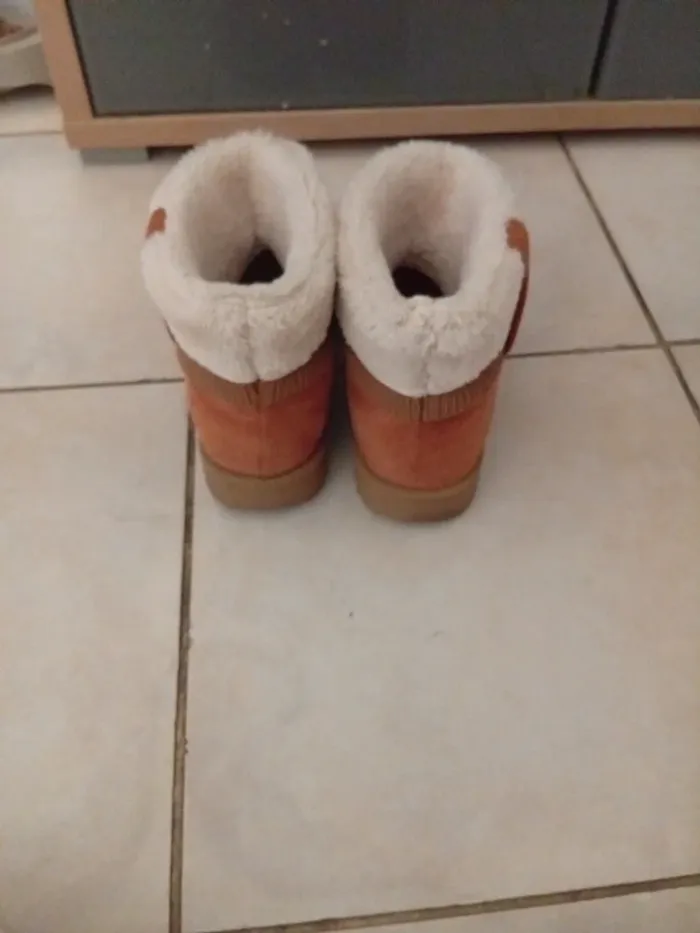 Bottes en suédine - photo numéro 2