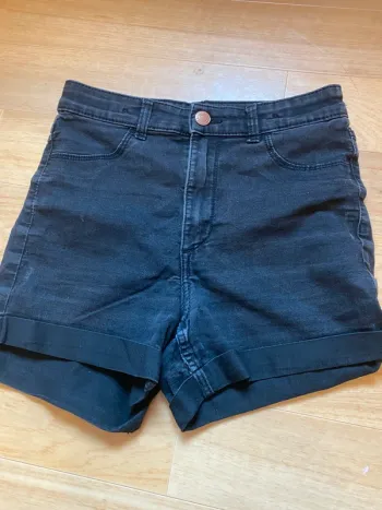 Short en jean noir fille taille 12 ans