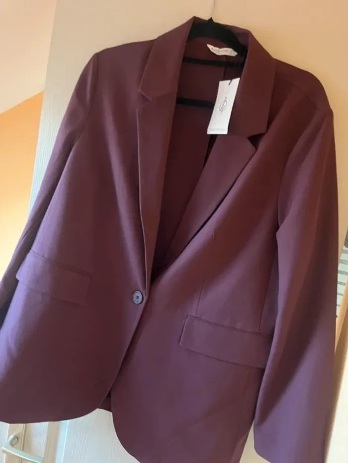 blazer regular fit bordeaux stradivarius - photo numéro 2