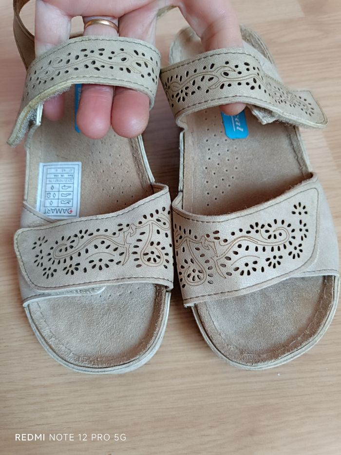 Nu-pieds beige cuir daim "Damart" Piedical p.37 - photo numéro 4