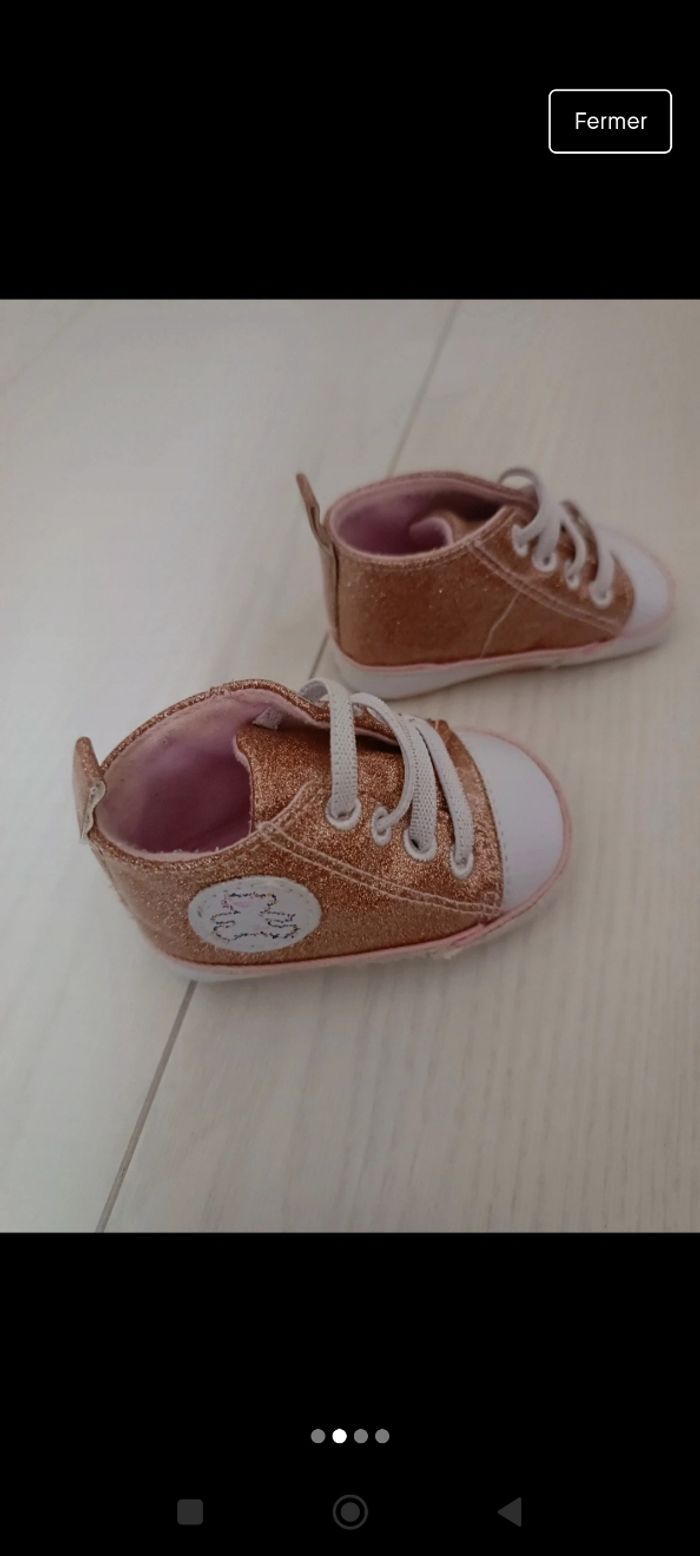 Chaussures fille 6 mois taille 15 - photo numéro 3