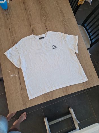 Tee shirt over size