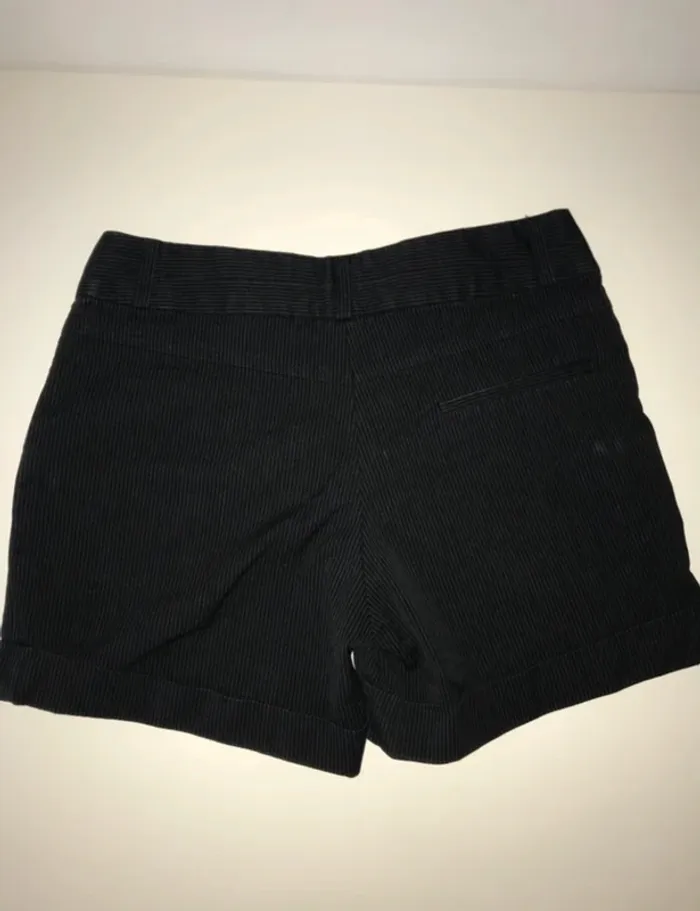 Short - photo numéro 3
