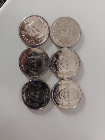 Lot médailles de 1999