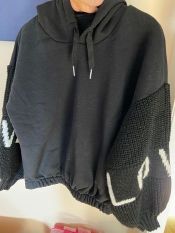 Sweat à capuche manches ballons en maille