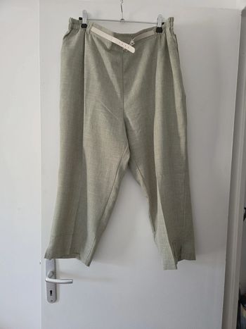 Pantacourt femme grande taille été ceinture gris clair beige taille 50 TBE afibel