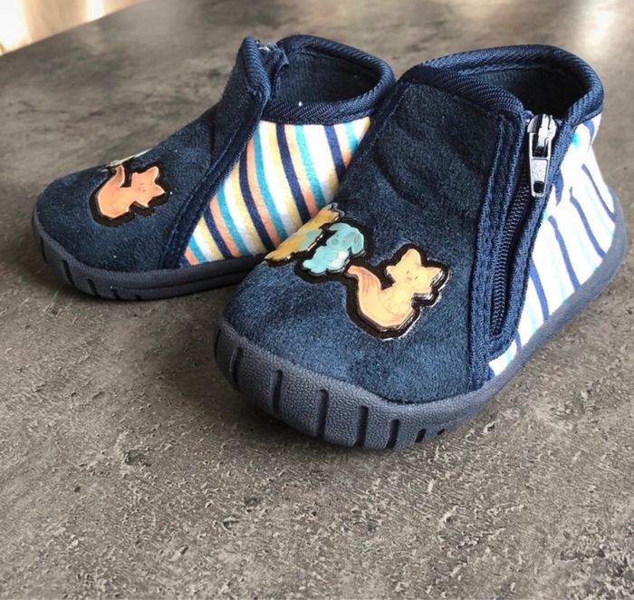Chaussons « Charlie & friends » 21