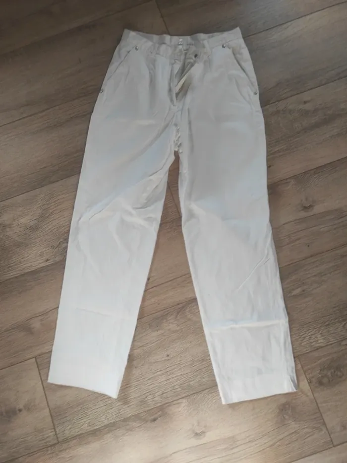 Pantacourt taille 34 36