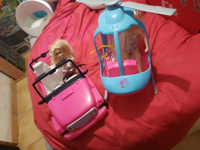 Barbie hélicoptère et voiture - photo numéro 2