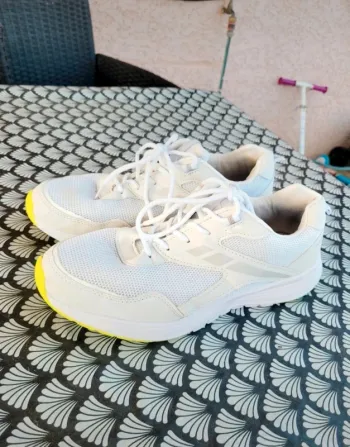 Baskets chaussures 38