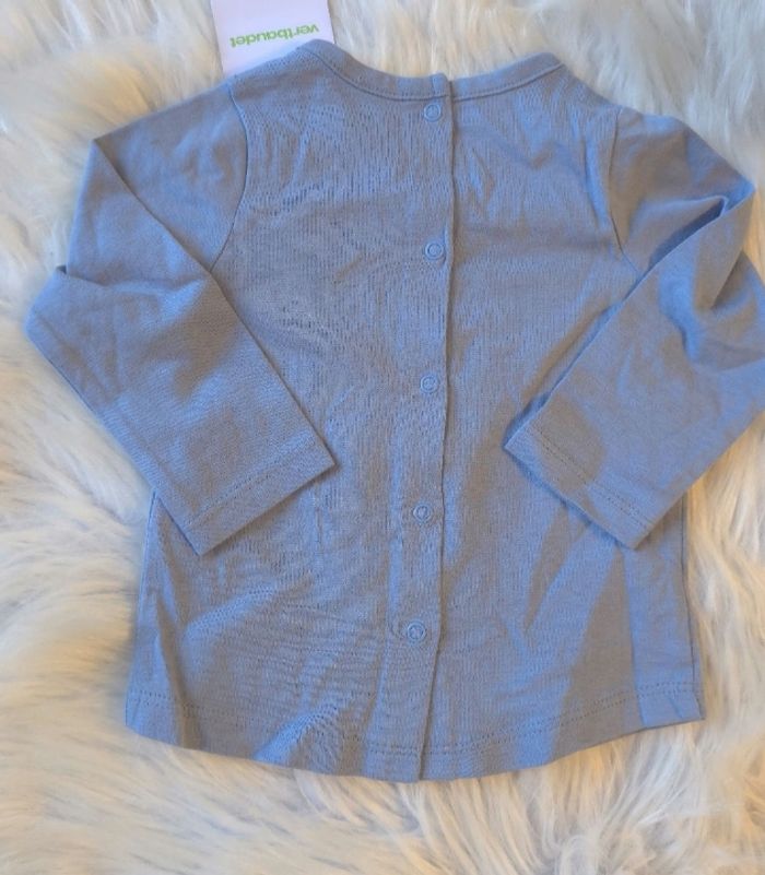 (Neufs non portés) 🏷🥰😍 gilet et teeshirt ml 6mois Garçon 😍🥰💙 - photo numéro 5