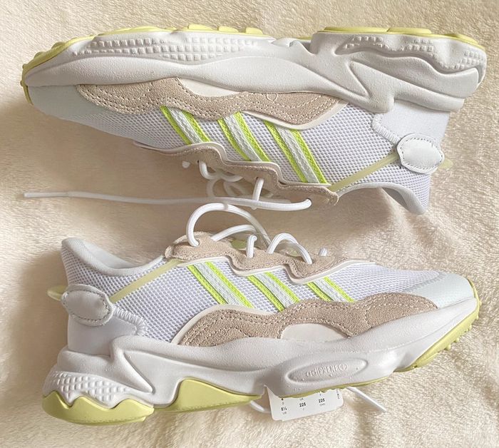 Baskets Adidas Ozweego Pointure 36 - photo numéro 4