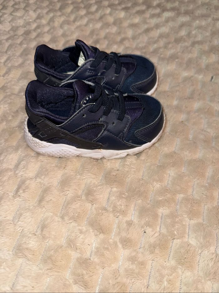 Basket bébé    Nike
