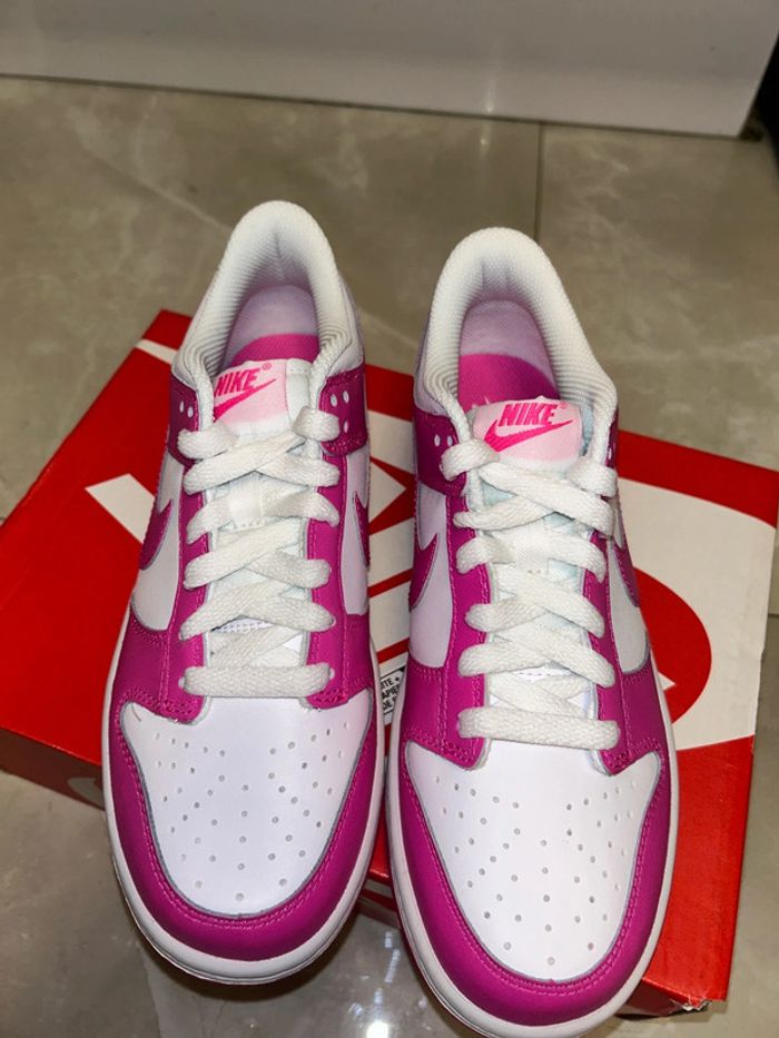 Nike Dunk low Fuchsia Laser - photo numéro 4