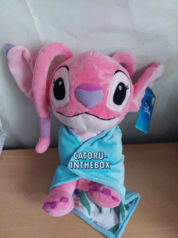 Doudou peluche avec couverture / Comforter Disney Lilo & Stitch : Angel - photo numéro 3