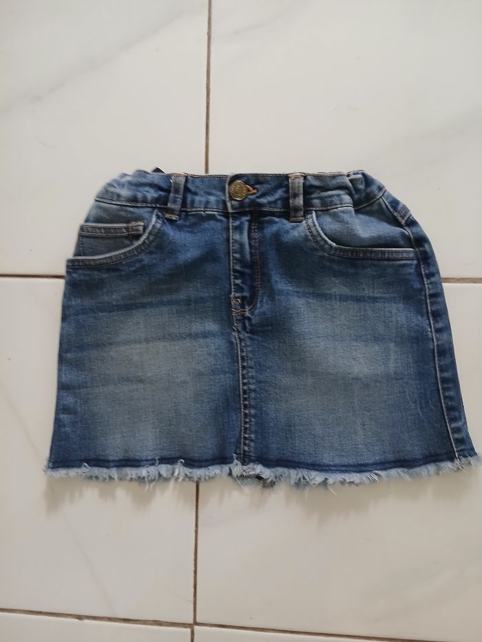 Jupe jean fille taille 9/10 ans marque mango couleur bleu - photo numéro 2
