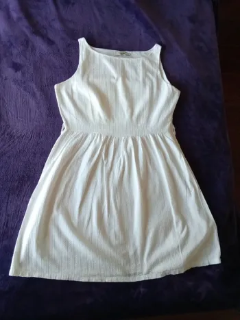 Robe blanche élégante taille 42