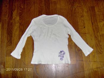Pull blanc léger taille 1