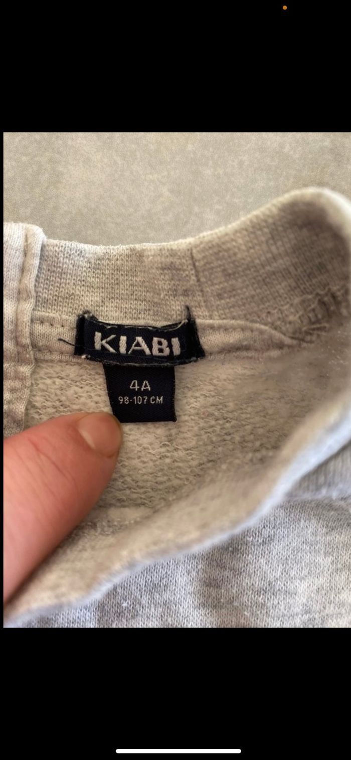 Pull Kiabi 4 ans - photo numéro 9