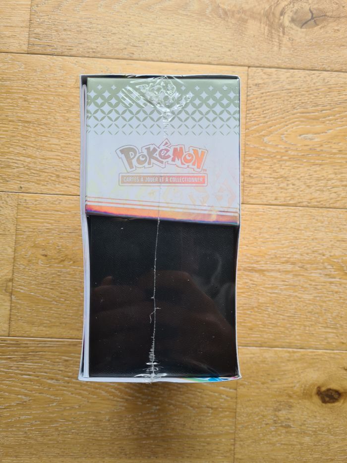 ETB - Pokemon Évolution Prismatique EV8.5 !! - photo numéro 7