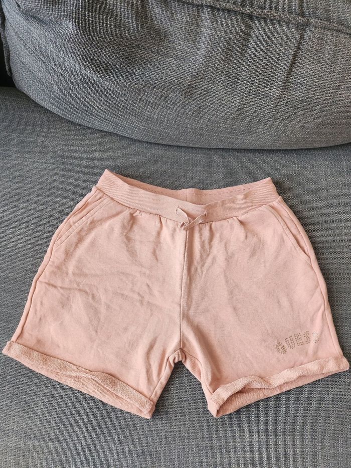Short fille GUESS taille 14 ans
