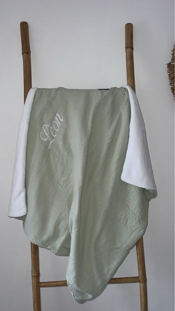 Couverture bébé personnalisée brodée