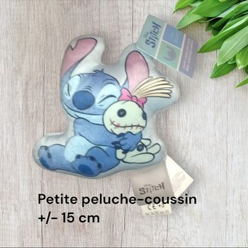 Petite peluche-coussin stitch disney