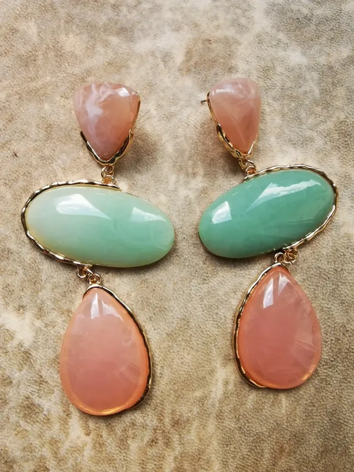 Boucles d'oreilles fantaisie - photo numéro 3