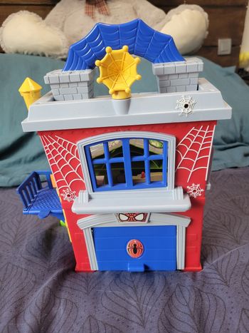 Maison spiderman