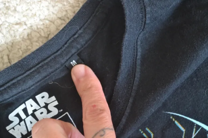 Tee-shirt Star Wars  Taille M - photo numéro 5