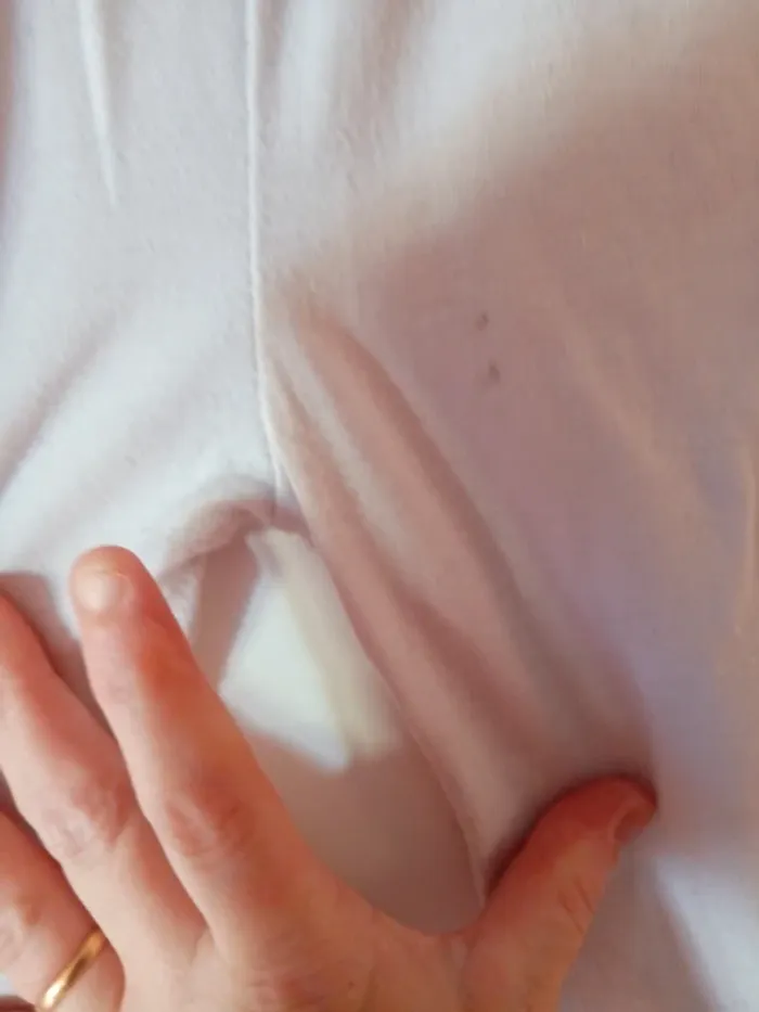 Joli legging blanc. 2 ans - photo numéro 5