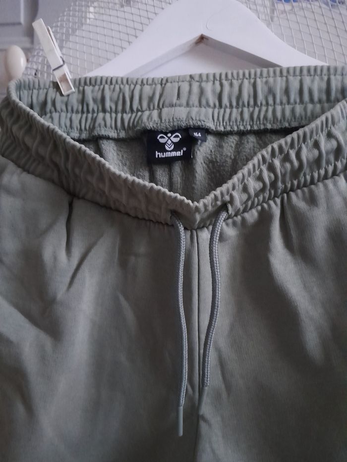 Short garçon de Marque Hummel Taille 14 ans