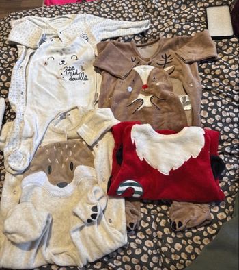 4 pyjama 6mois