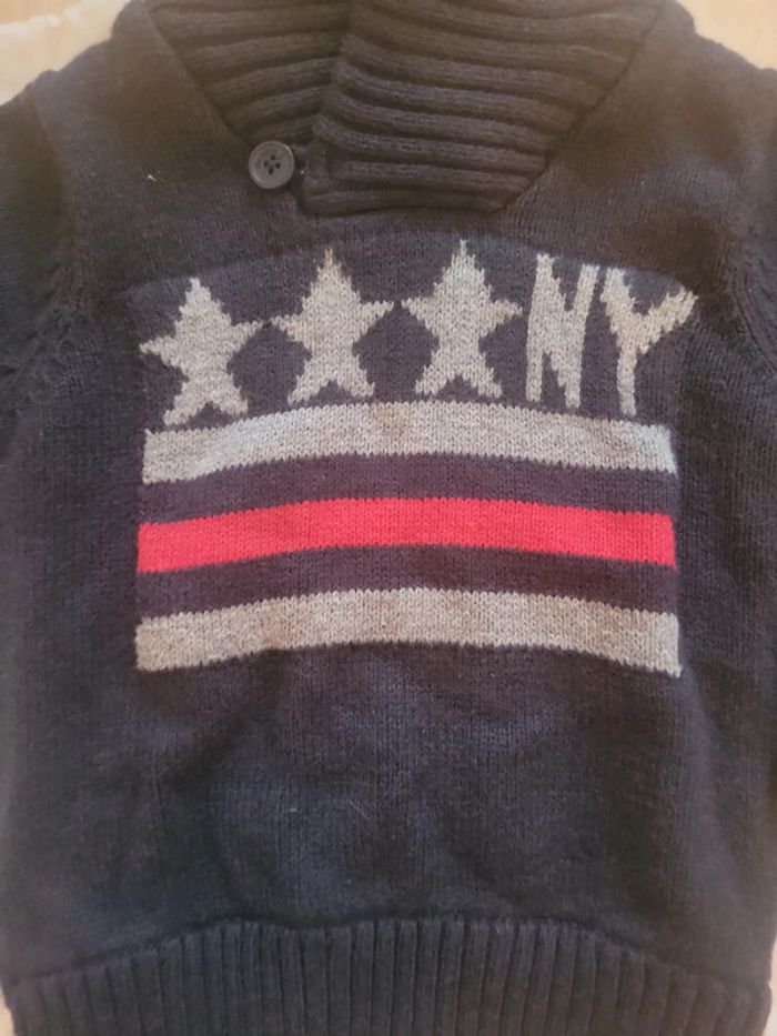 Pull tao 2 ans excellent etat mis 1 fois - photo numéro 2