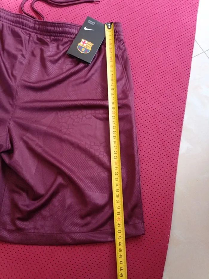 Short de foot FC Barcelone, Nike Authentique Officiel taille Adulte S Homme, Neuf - photo numéro 14