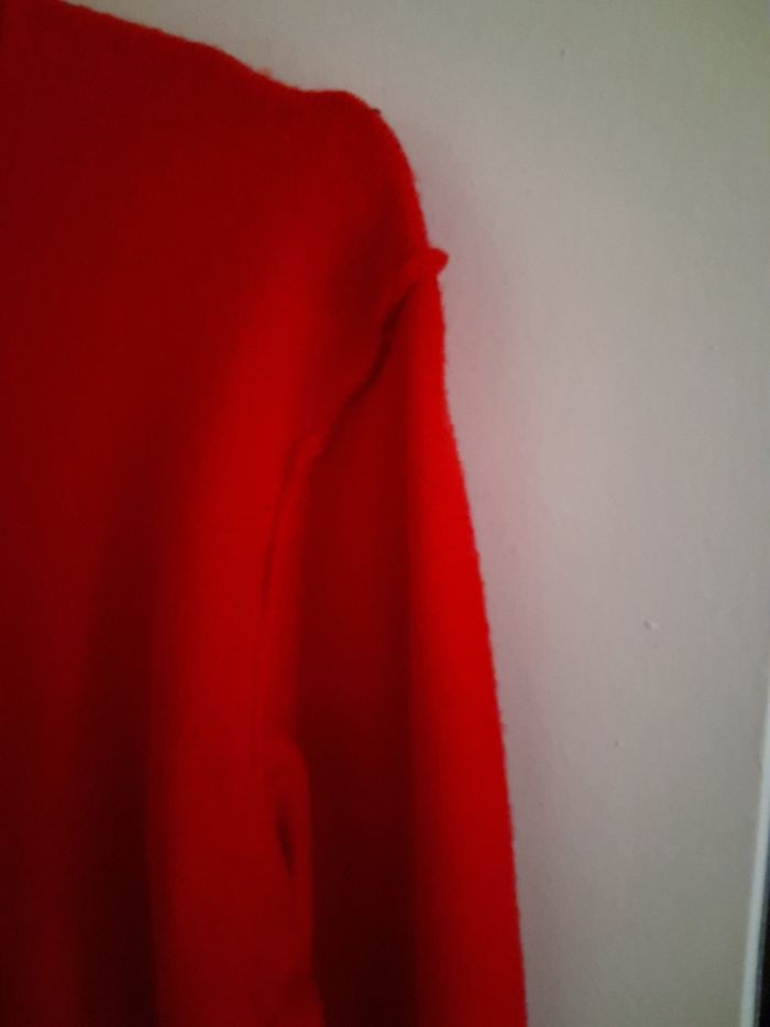 Joli pull rouge Pull&Bear taille 40 - photo numéro 6