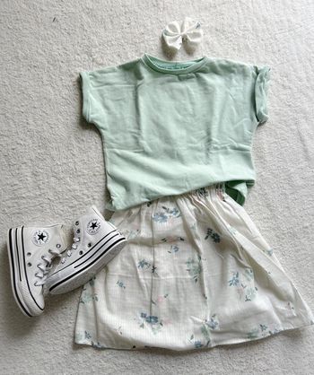 Jupe et noeud créatrice 7/8 ans