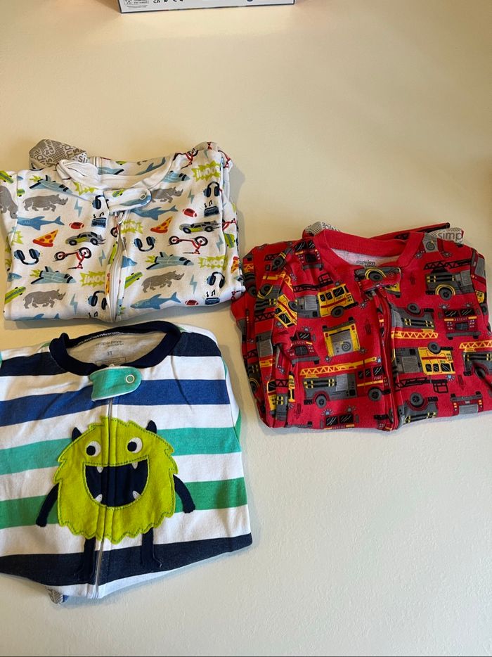 Lot 3 pyjama une pièce 3 ans