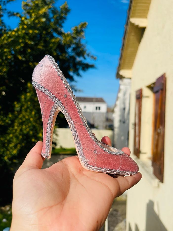 Shoes - photo numéro 2