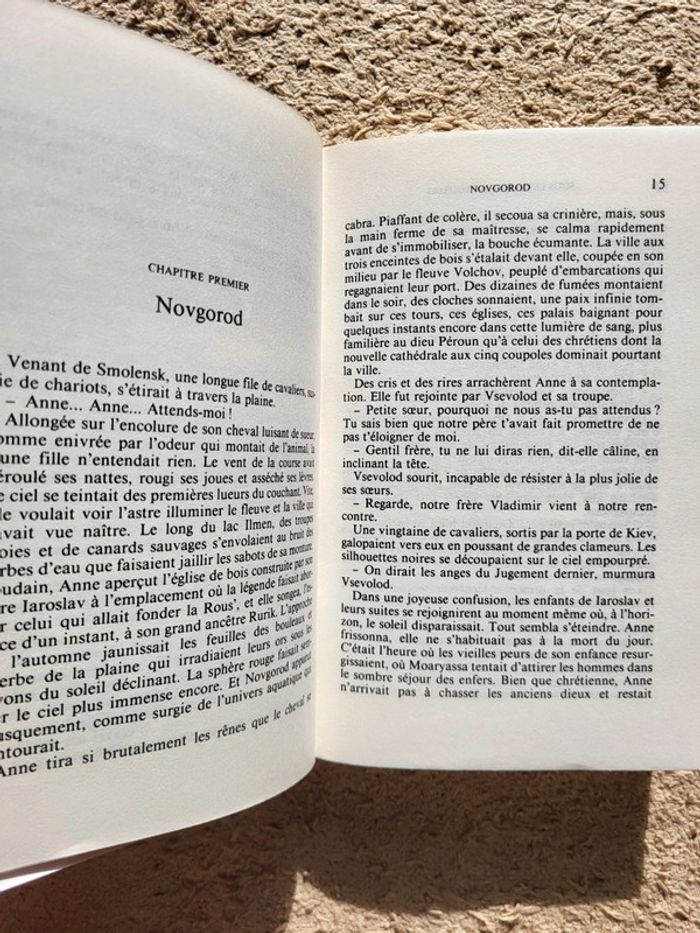 Livre Sous le ciel de Novgorod de Régine Deforges - photo numéro 6