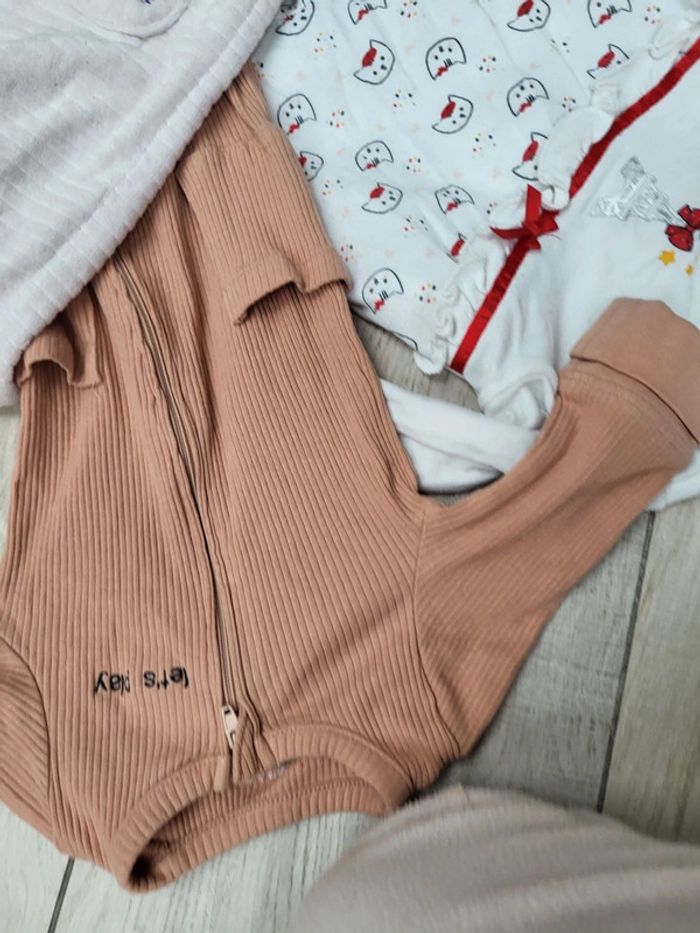 Pyjamas bébé 3 mois - photo numéro 2