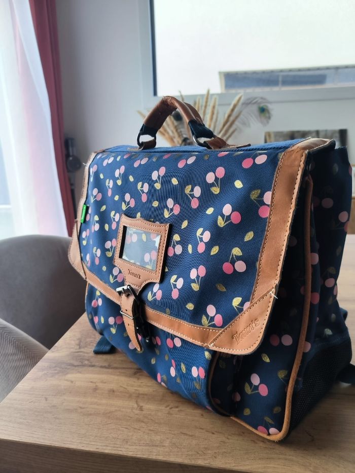 Cartable + trousse Tann's - photo numéro 3