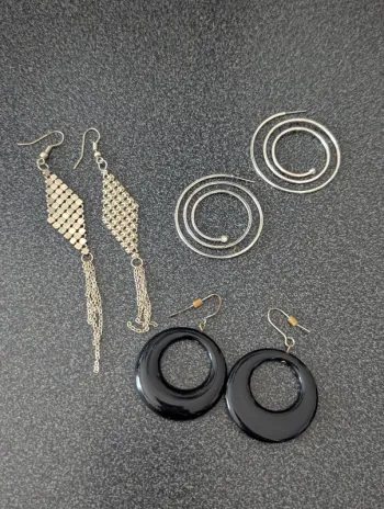 3 paires de boucles d'oreilles fantaisie