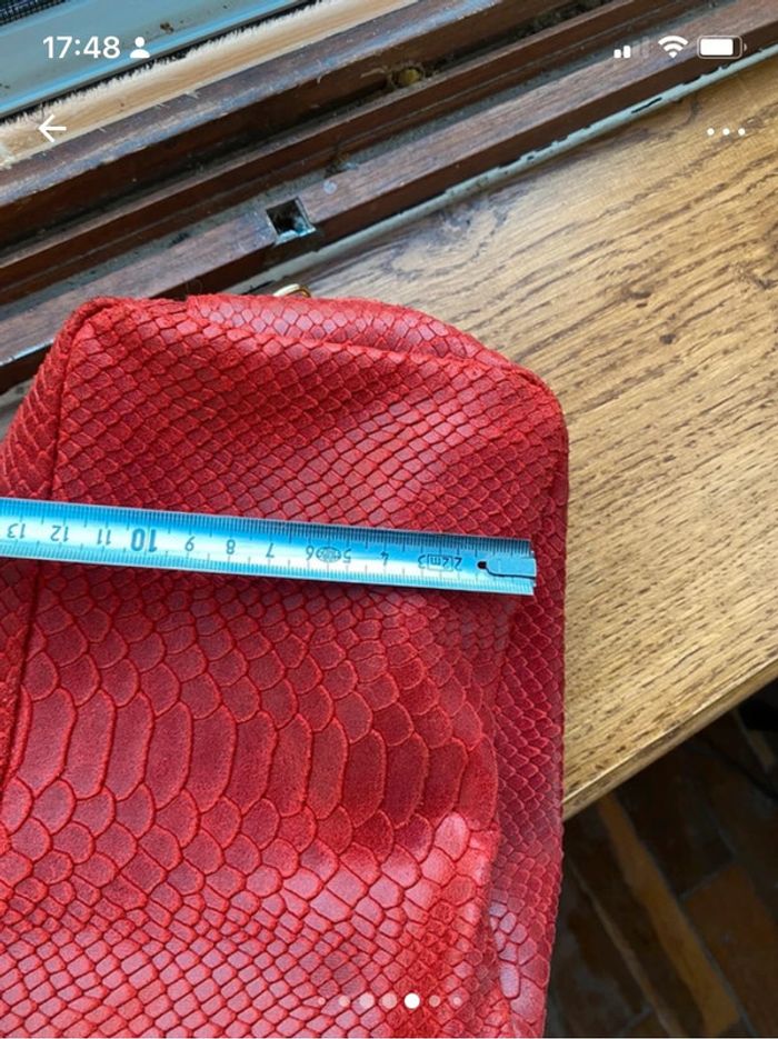 Sac à bandoulière cuir rouge reptile - photo numéro 7