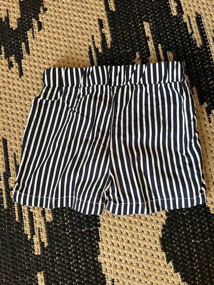 Lot de 2 shorts 9 mois - photo numéro 3