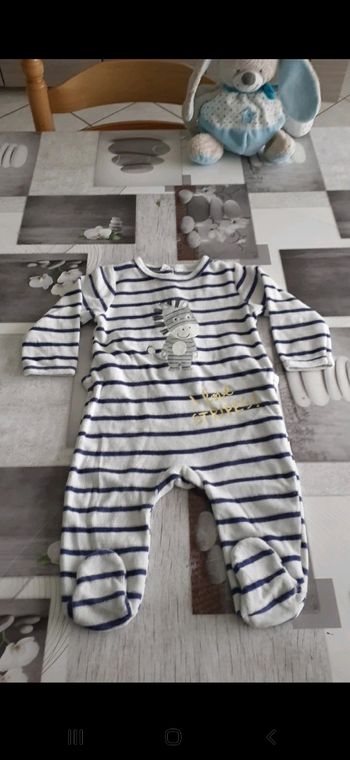 Pyjama taille 6 mois